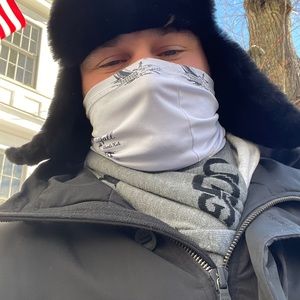 Meet your Posher, James